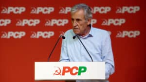 Direção do PCP rejeitou propostas que relacionavam voto contra OE2022 e quebras eleitorais&nbsp;