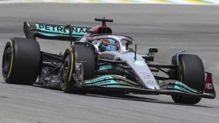 Russell vence corrida sprint e conquista 'pole' para o GP do Brasil de F1&nbsp;