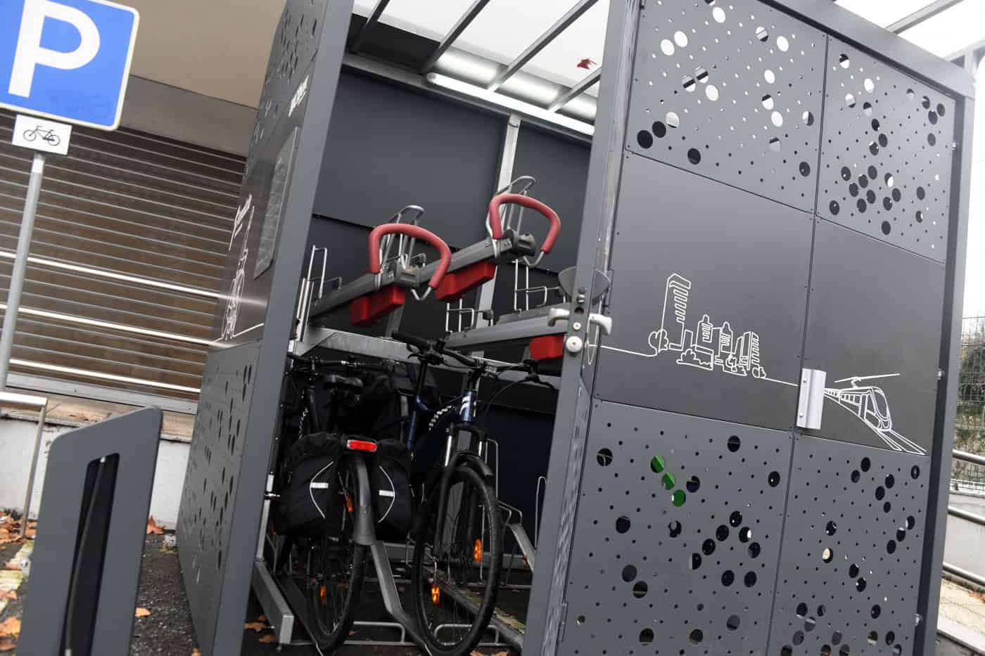 Câmara de Famalicão instala 'garagem' para bicicletas na estação