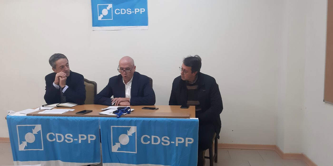Filipe Pinheiro toma posse para novo mandato como presidente do CDS de Barcelos