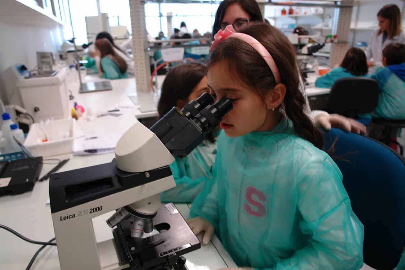 UMinho abre portas ao público na Semana da Ciência e da Tecnologia