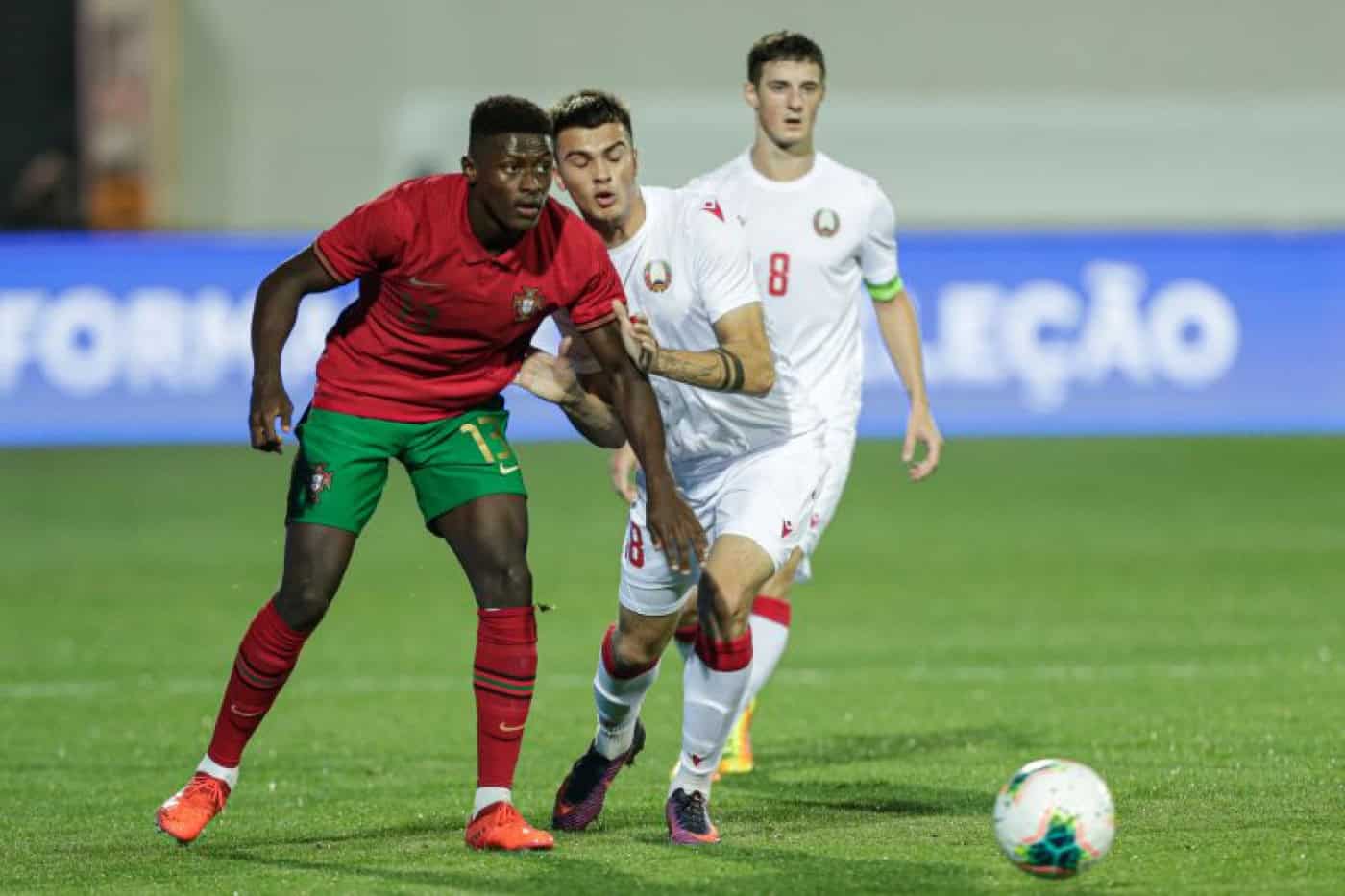 Seleção: Nuno Mendes falha treino a dois dias da estreia no Mundial&nbsp;