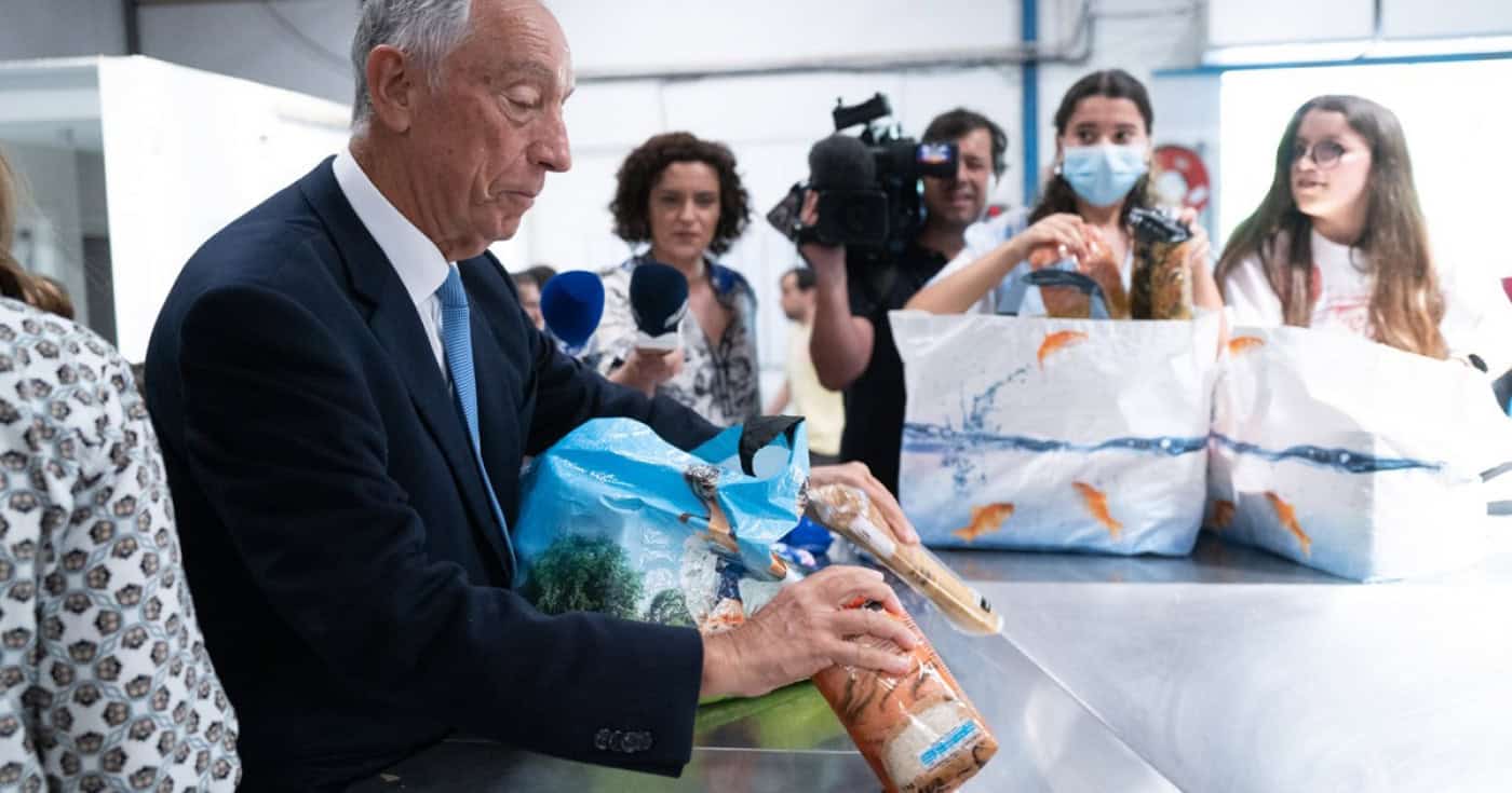 PR lembra "grau de solidariedade única" dos portugueses em visita ao Banco Alimentar