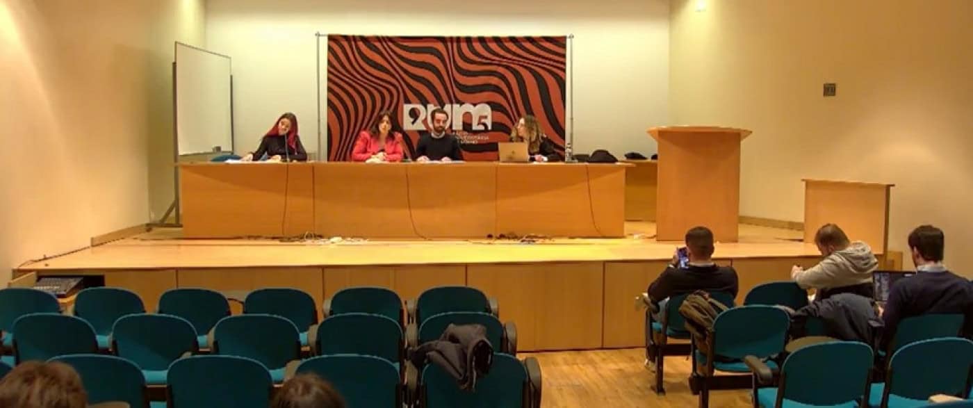 Lista A quer fim das propinas "de forma gradual"; Lista M defende abolição "imediata"