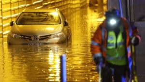 Doze distritos sob aviso amarelo devido a chuva, vento e neve