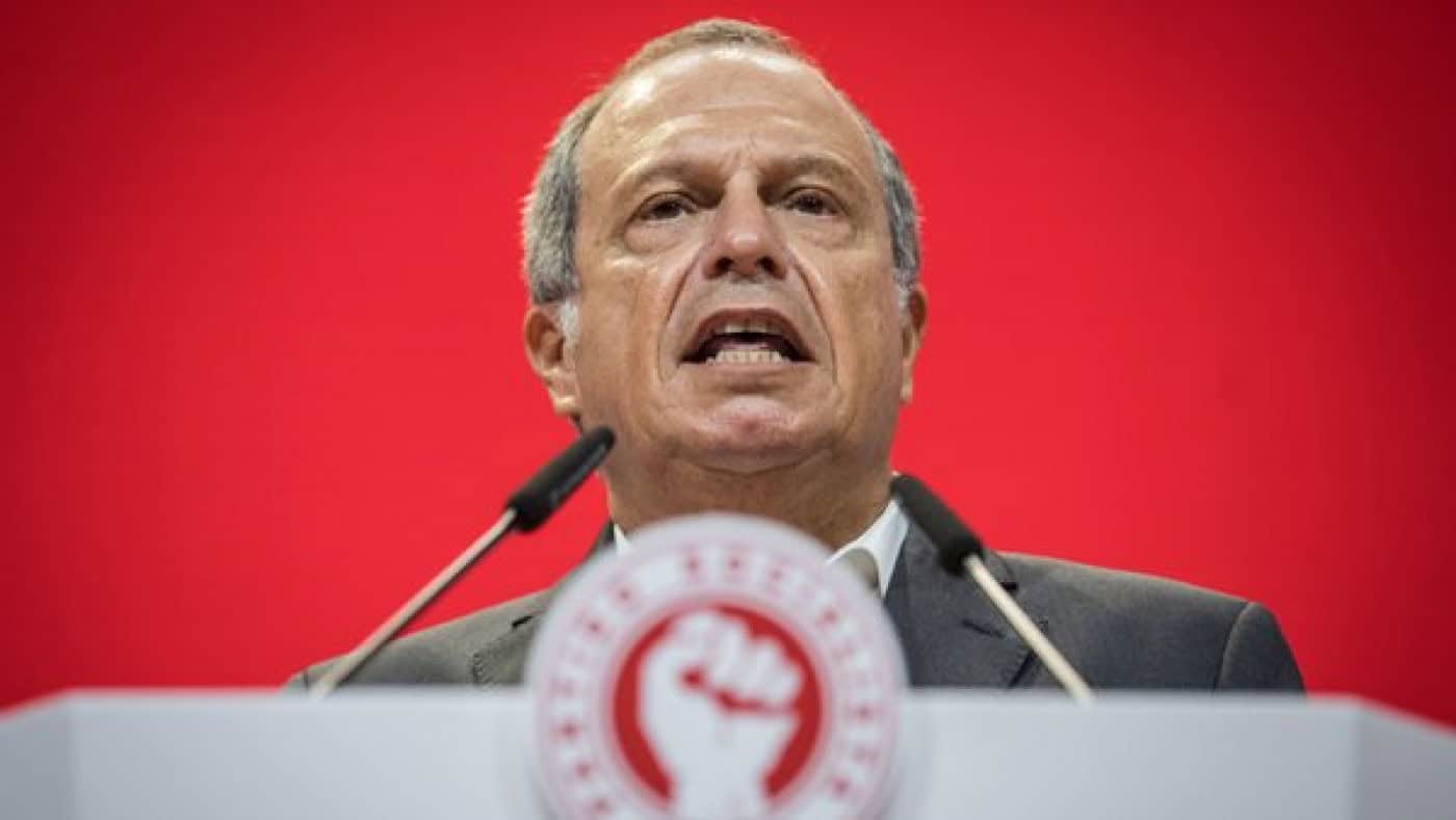 Carlos César alerta para “ano difícil” e diz que PS está proibido de “perder a ambição”