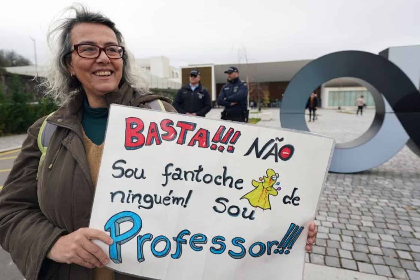 Manifestação de professores em Braga era para Costa, mas foi adjunto a ouvir queixas&nbsp;