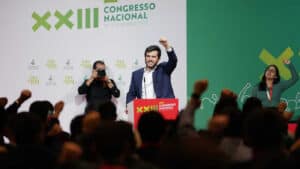 Líder da JS diz que PS deve aproveitar maioria absoluta para legalizar a canábis&nbsp;