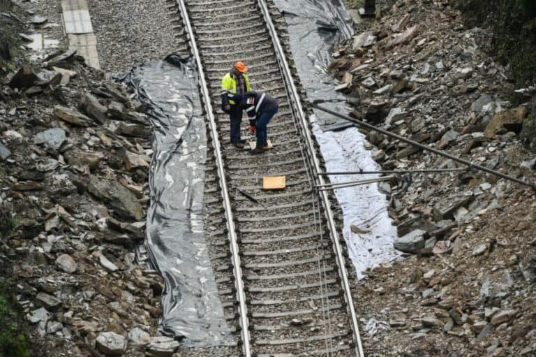 Circulação de comboios suspensa na Linha do Douro entre Régua e Tua
