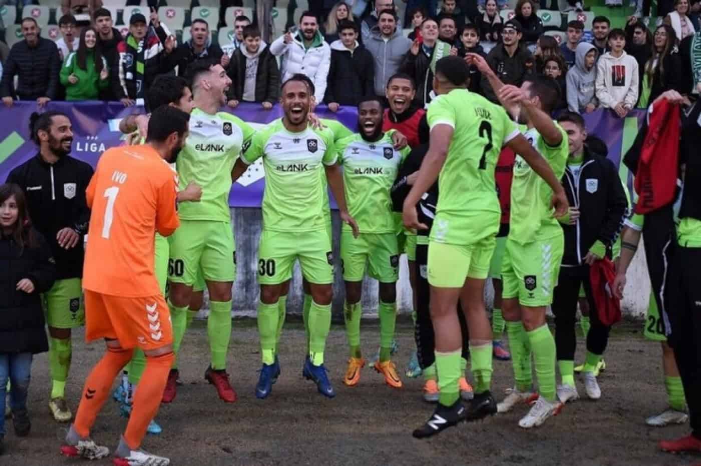 Jogadores e equipa técnica do Lank Vilaverdense com salários em atraso