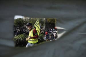 Movimento "coletes amarelos" regressou aos protestos em Paris