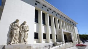 Ano judicial abre com funcionários em protesto contra degradação da Justiça