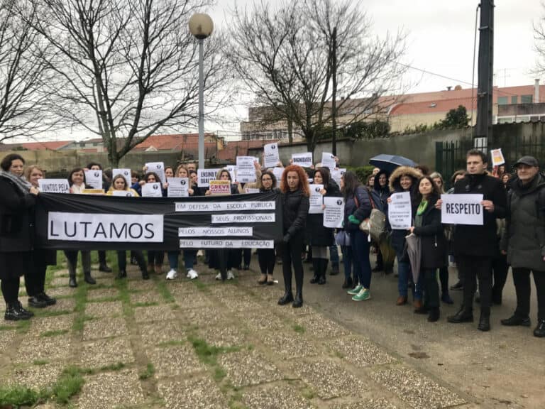 Greve em Braga."Não fazemos gosto em privar-nos do nosso vencimento"