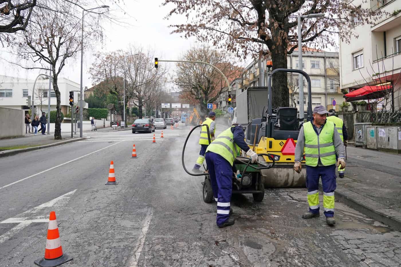 CMB realizou 500 intervenções de reparação nas vias desde setembro