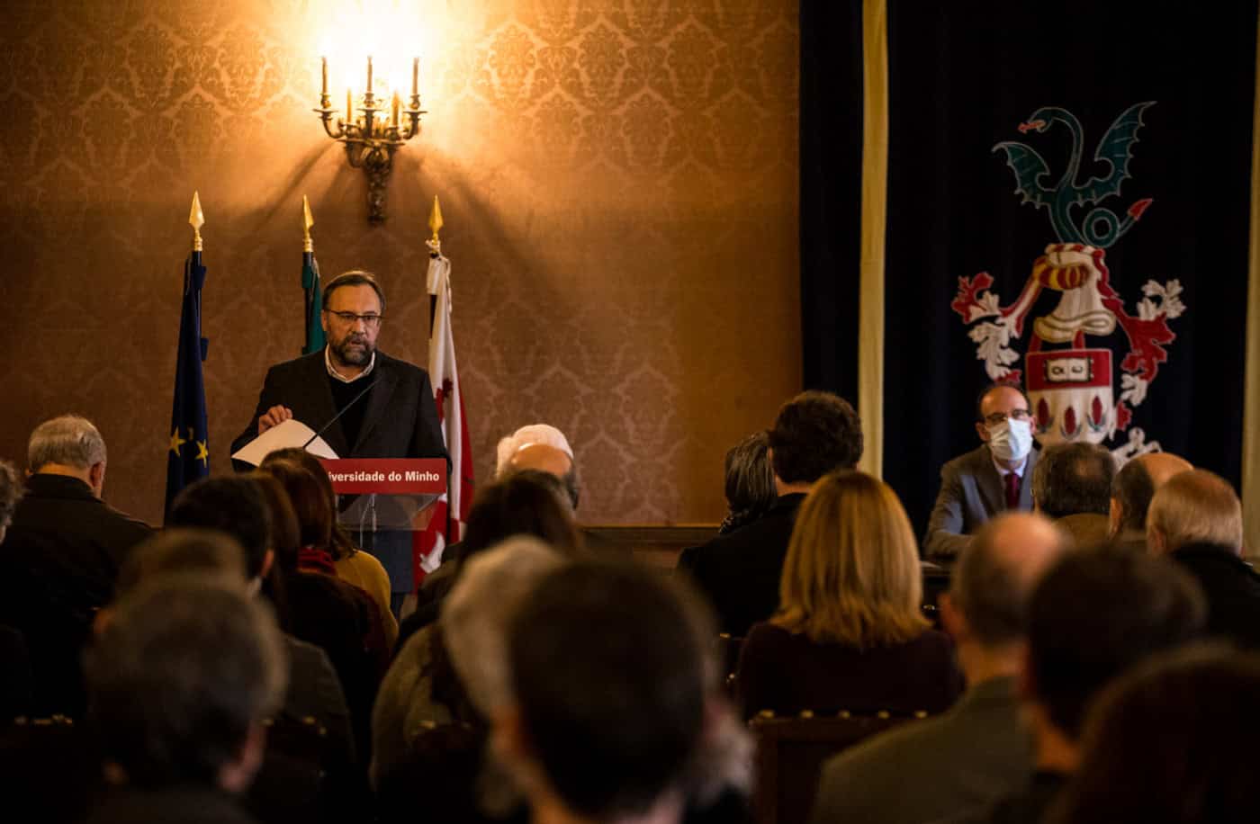 UMinho. Bandeira aponta à criatividade e mecenato para resolver problemas do edificado