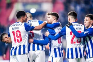 FC Porto leva a melhor sob Sporting. Primeira Taça da Liga a caminho do museu&nbsp;&nbsp;