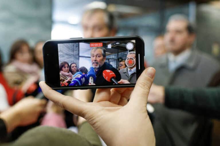 Professores dizem que "não saiu coisa nenhuma" da reunião com ministério da Educação