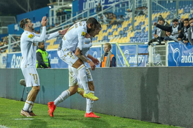 Safira dá três pontos ao Vitória SC que iguala Casa Pia no campeonato&nbsp;