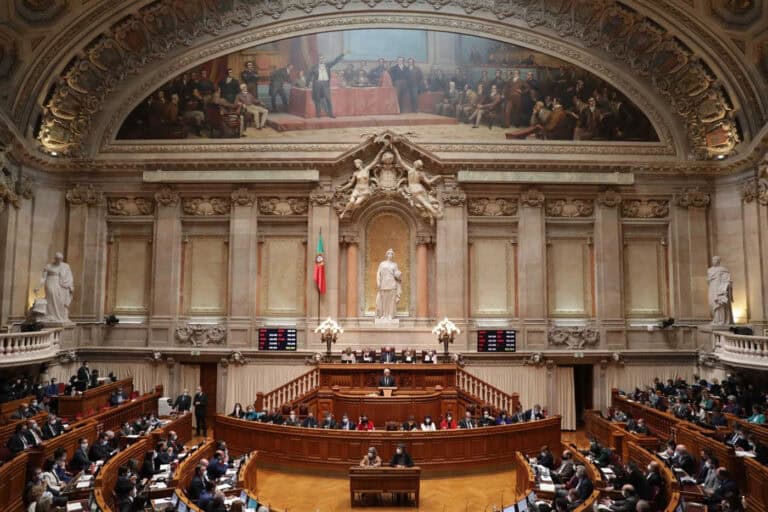 PS prepara proposta para avançar com doutoramentos nos Politécnicos