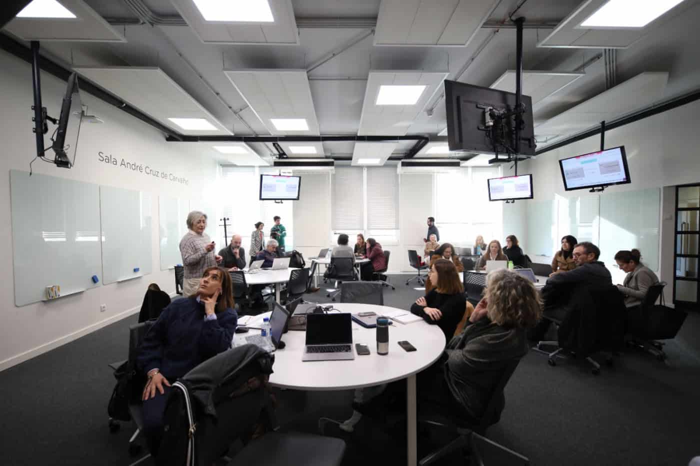 Associativismo e inteligência artificial dados como exemplos de metodologias de aprendizagem