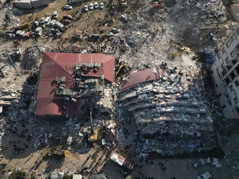 Mais de 24 mil mortos no sismo na Turquia e Síria&nbsp;
