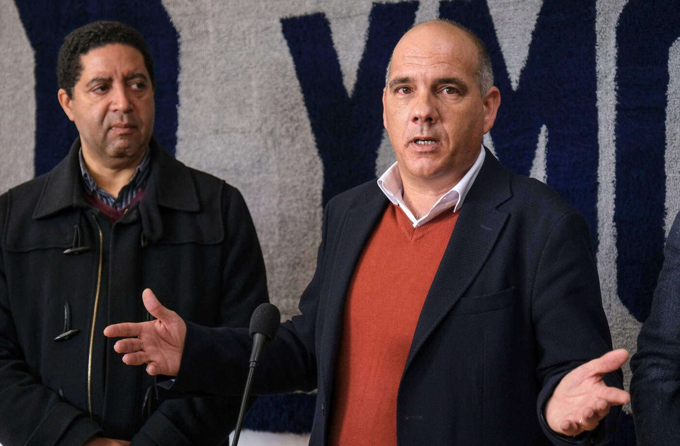 Dificuldades de acesso a uma habitação condigna é problema que urge resolver - Secretário-geral do PCP