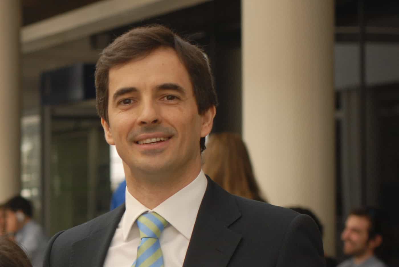 Docente da UMinho lança 1º livro em português sobre componentes mecânicos