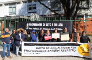 “O ministério quer concluir o processo negocial, mas para os professores ainda não vai a meio”