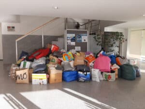 UMinho entrega bens a pessoas afetadas pelo sismo