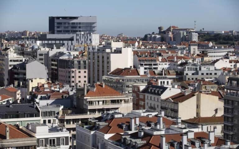 Governo lança concurso para 420 casas de construção rápida em Lisboa e Porto&nbsp;