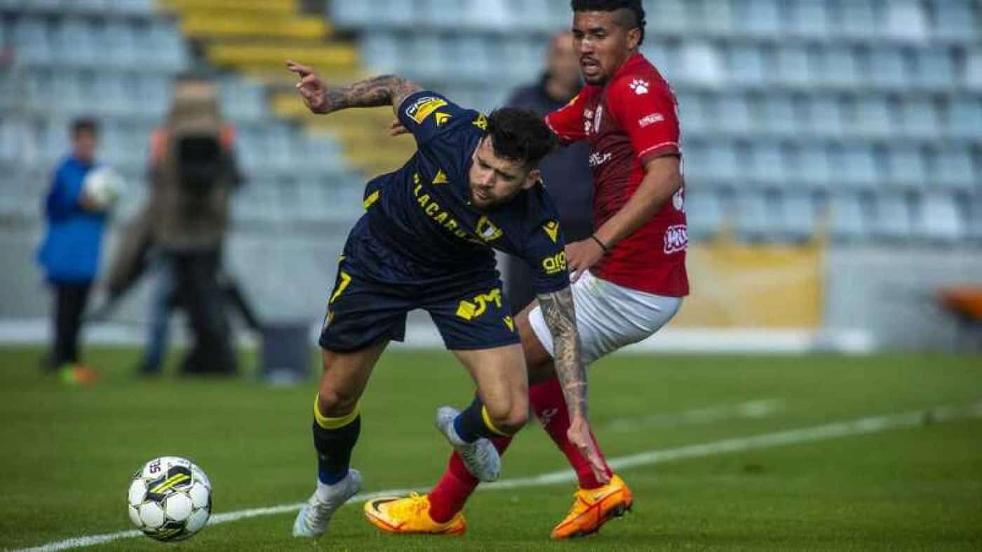FC Famalicão vence nos Açores