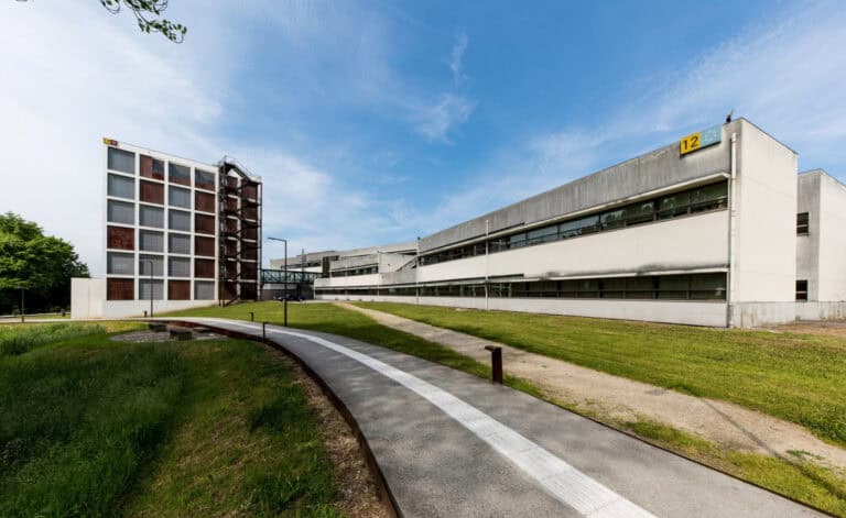 UMinho. Escola de Ciências assinala 48 anos com cerimónia em Azurém