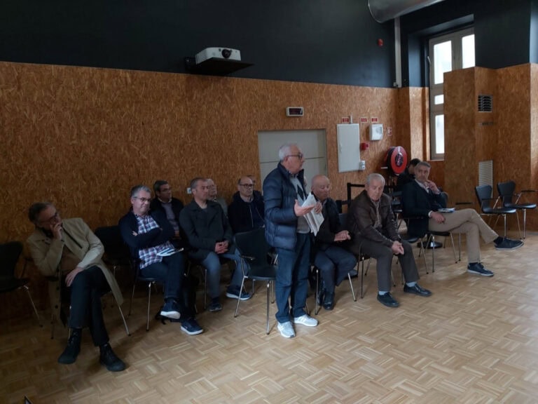 Trânsito. Moradores de Palmeira voltam à carga e oposição pede nova avaliação