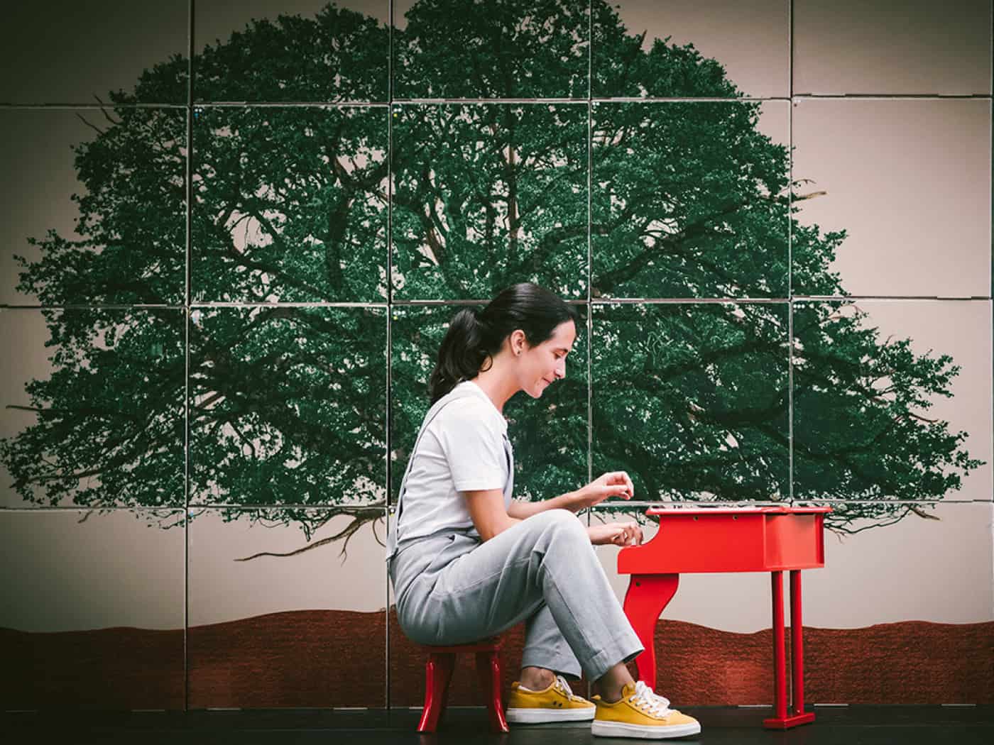 Joana Gama convida o público a viajar pela diversidade das árvores no Theatro Circo