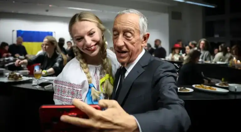 Presidente da República anuncia visita a Kiev provavelmente no verão