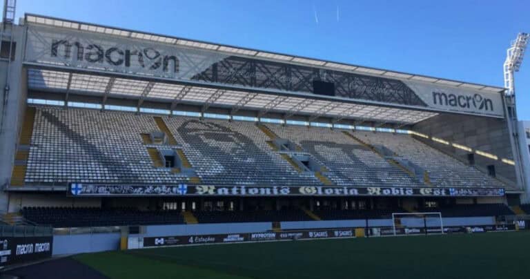 Dérbi minhoto encerra jornada 22 em Guimarães