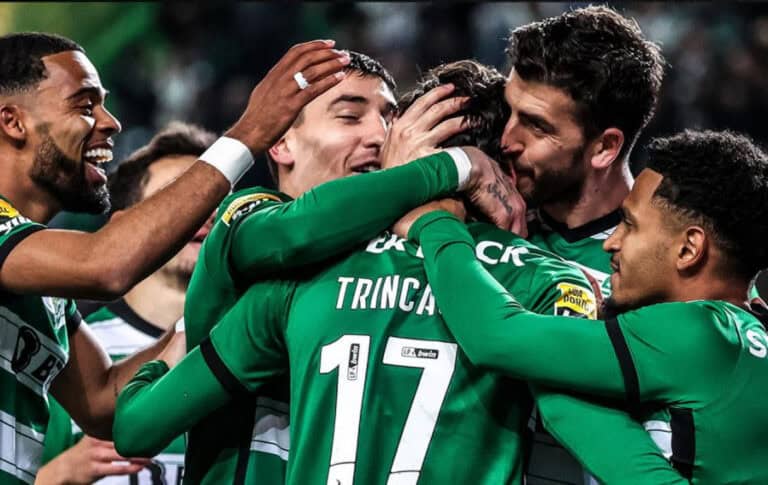 Sporting vence Estoril Praia e recupera pontos ao FC Porto&nbsp;