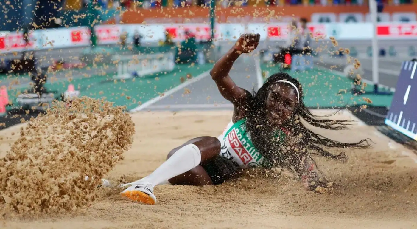 Evelise Veiga saltou para a final do comprimento nos Europeus de Atletismo
