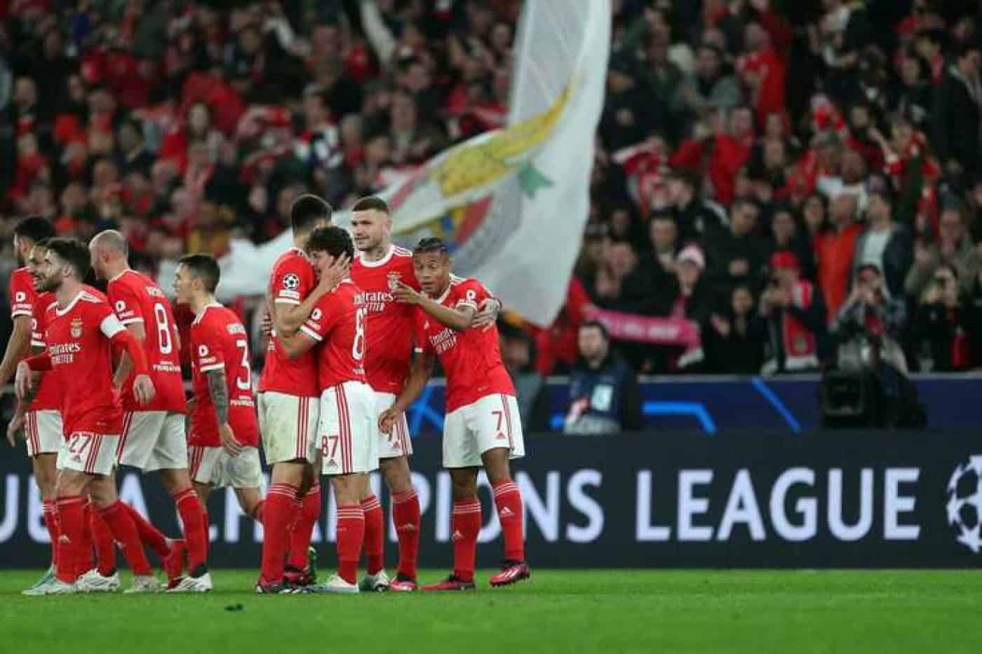Benfica goleia Club Brugge e segue na Liga dos Campeões