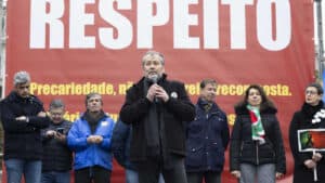 Professores iniciam dia 27 greve às avaliações finais e ao serviço extraordinário&nbsp;