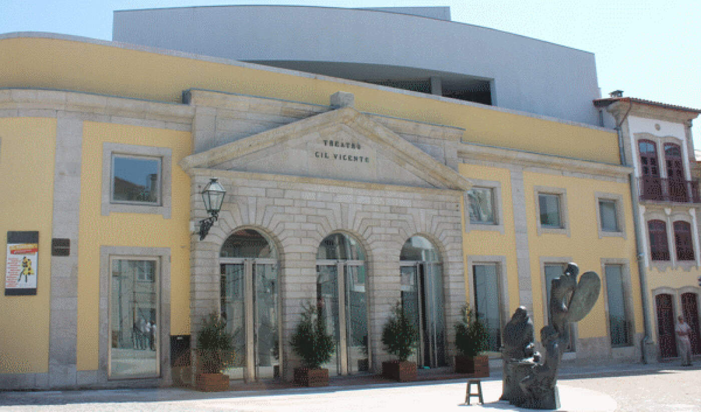 António Victorino D’Almeida, Capicua e Samuel Úria na programação de abril e maio do&nbsp;Theatro Gil Vicente