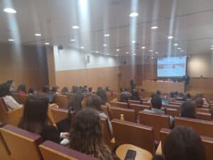 140 estudantes participaram no 10º EEG Research Day