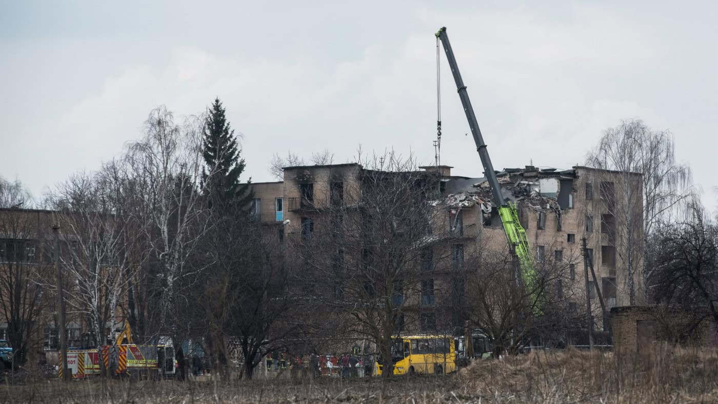 Estimativa aponta para necessidade de 381 mil ME para reconstrução da Ucrânia