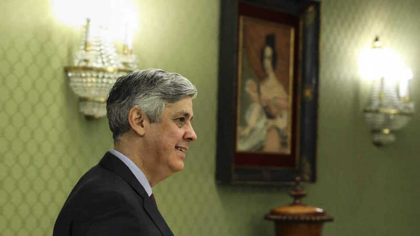 Banco de Portugal mais otimista vê PIB a crescer 1,8% este ano