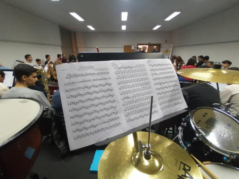 Música de Variações interpetada por uma banda filarmónica pela primeira vez