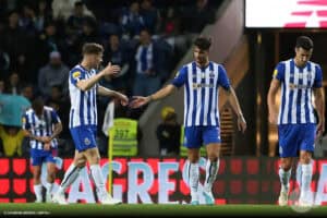 FC Porto vence Portimonense pela margem mínima antes de jogar na Luz&nbsp;