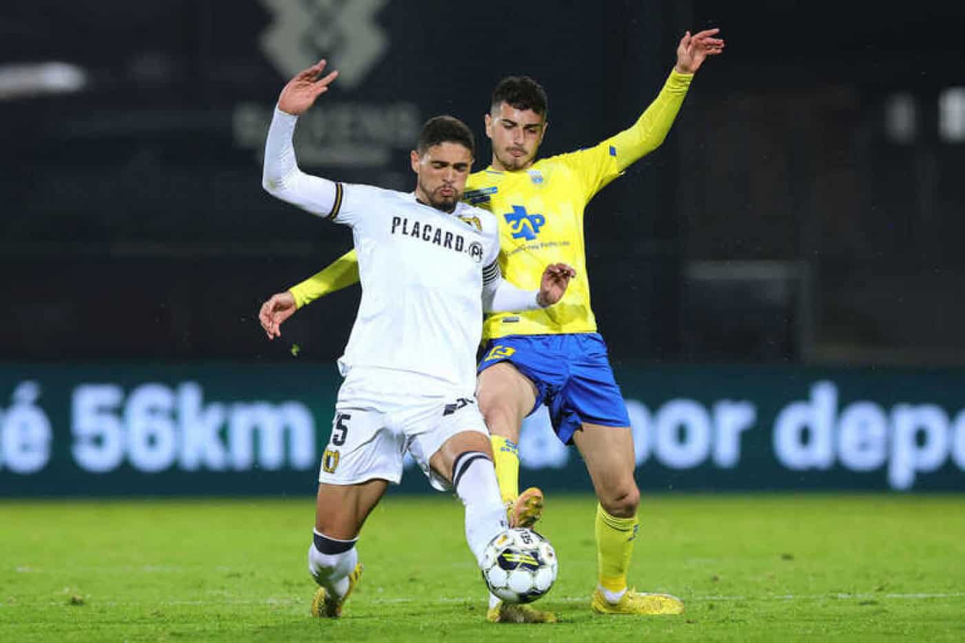 FC Famalicão sofre golo da derrota na compensação