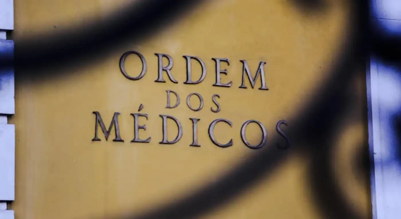 Ordem Médicos insta Governo a abrir concursos para contratar 1.300 recém-especialistas&nbsp;