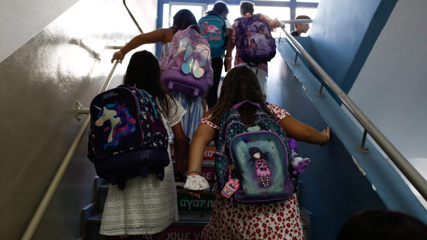 Matrículas para o próximo ano letivo começam a 15 de abril