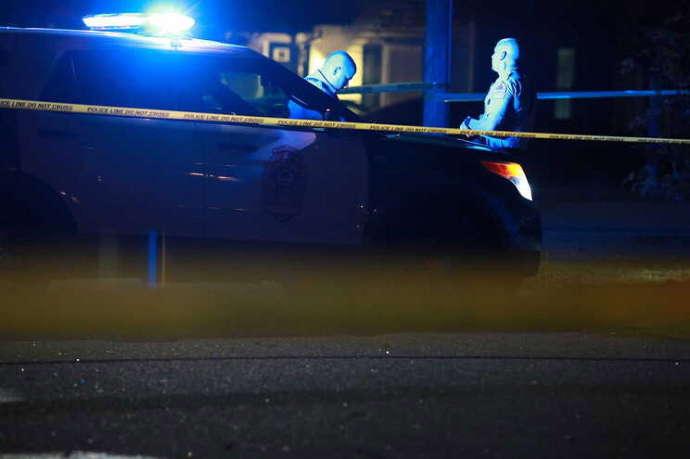 Quatro mortos em tiroteio numa festa de aniversário de 16 anos nos EUA